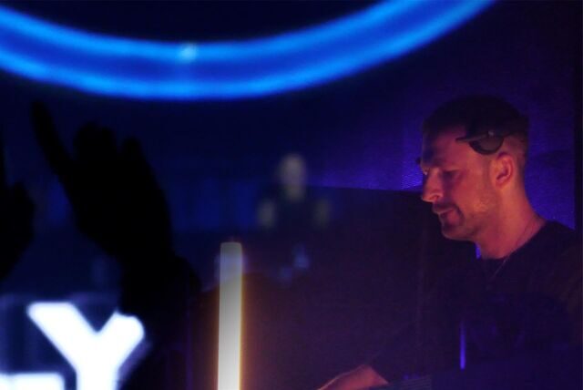 Die Mayday lockt jedes Jahr tausende Fans elektronischer Musik an. In diesem Jahr sorgten DJ’s wie Shlomo (rechts) für schnellen dynamischen Techno.