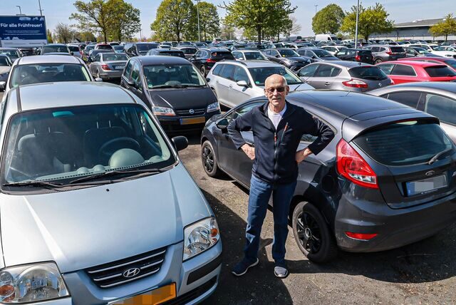 Hans-Dieter Jaschkowske (75) hat für eine Stunde Parken am Flughafen Dortmund 19 Euro bezahlen müssen.