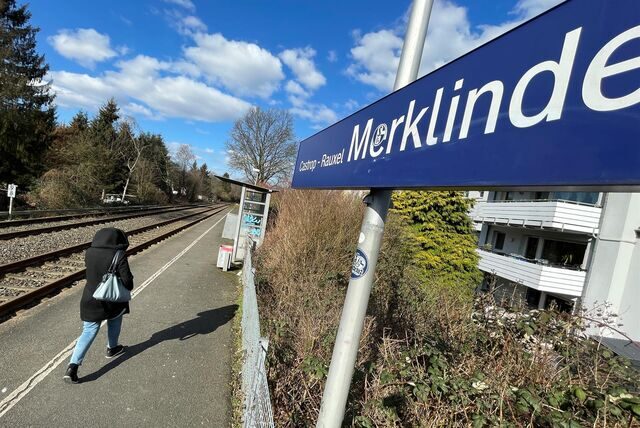 Der Bahnhof in Merklinde: Hier hält einmal pro Stunde ein Zug der RB 43 in beide Fahrtrichtungen.