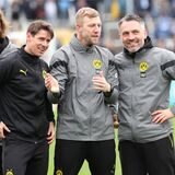 Jan-Frederik Luig, Benjamin Schüßler, Julian Koch und Jan Zimmermann unterhalten sich.