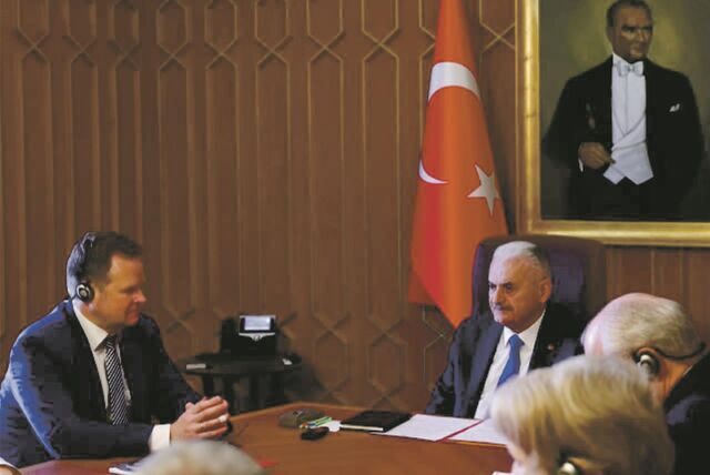 Frank Schwabe (l.) ist seit Wochen in Sachen Wahlbeobachtung in der Türkei unterwegs.