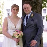 Annika Rüttershoff und André (geborener Koops) haben geheiratet. Freunde und Familie begleiteten sie zur Elisabethkirche in Obercastrop.