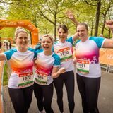 Mehrere Tausend Teilnehmerinnen und Teilnehmer gingen beim Firmenlauf B2Run auf die Strecke.