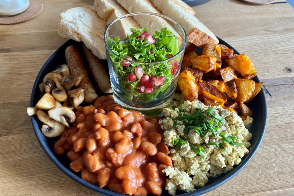 English Breakfast wie man es kennt – nur eben auch vegan.