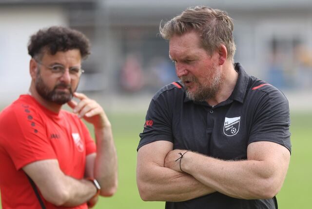 Mario Plechaty (r.) und Issam Jaber (l.) sehen gegen die SG Bockum-Hövel eine starke Leistung ihrer Mannschaft.