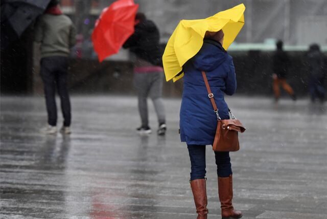 Vor Gewitter warnt der Deutsche Wetterdienst in Dorsten, Schermbeck und Raesfeld. (Symbolbild)