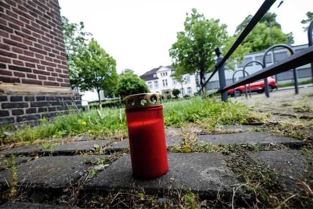 Auf dem Schulhof der Marienschule haben Schüler am Morgen des 22. Mai 2023 die Leiche einer jungen Frau gefunden.