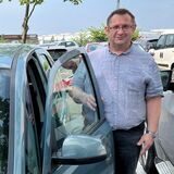 Frank Maruschewski (59) hat am Sonntag (21.5.) auf dem Parkplatz von ATU an der Rheinischen Straße geparkt und ein 30-Euro-Knöllchen bekommen.