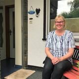 Silvia Fritz öffnet ihre Haustür künftig Gästen, die über Airbnb ein Zimmer suchen. Am Pfingstwochenende ist das Zimmer begehrt.