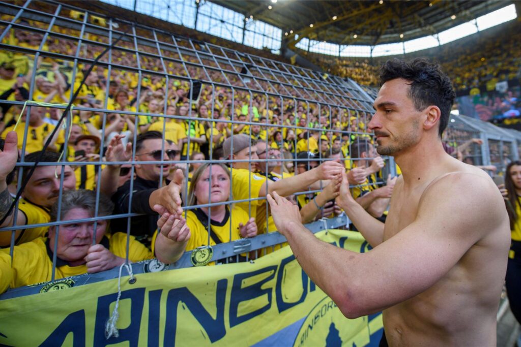 Große Trauer bei den BVB-Profis und Fans.