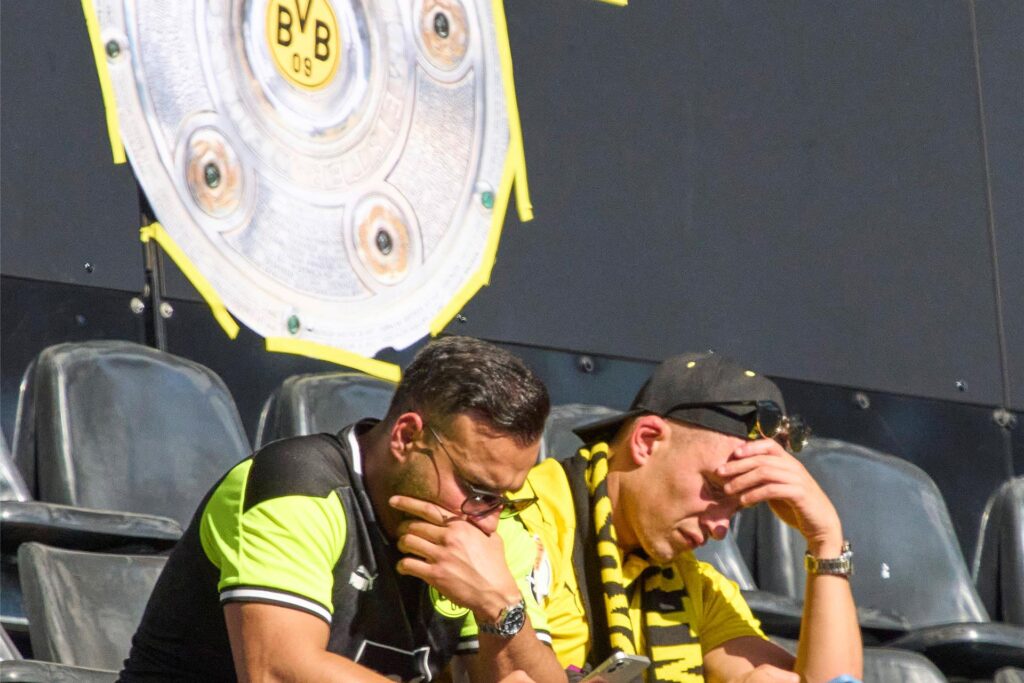 Große Trauer bei den BVB-Profis und Fans.