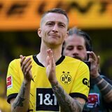 Marco Reus bedankt sich bei den Fans.