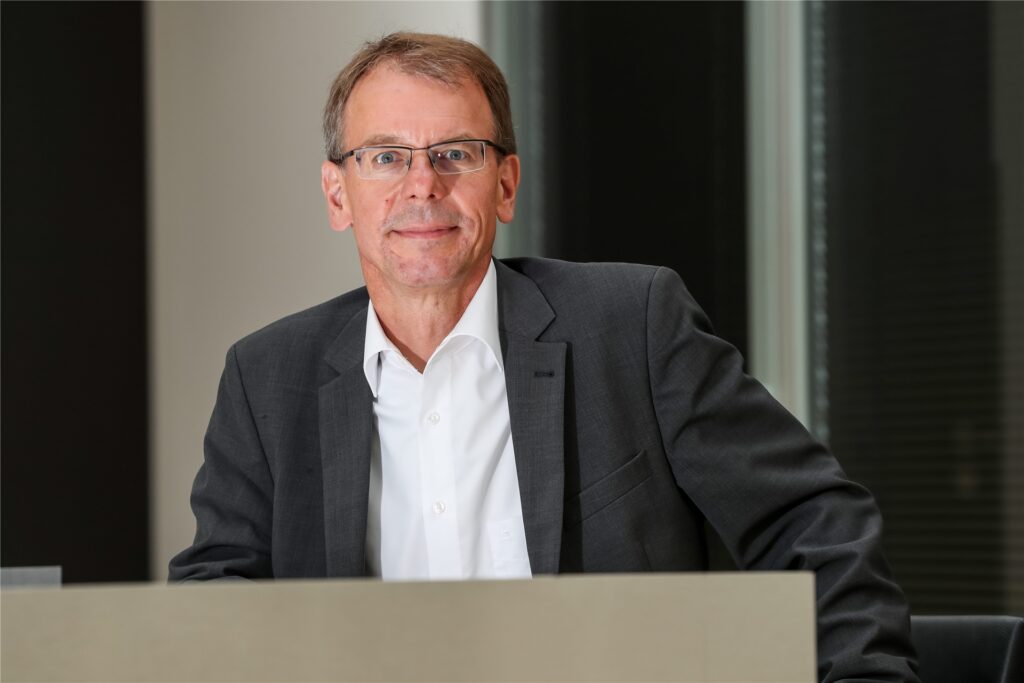 Stephan Schuetze (A)