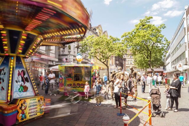 Die Tiöns-Kirmes in der Hertener Innenstadt.