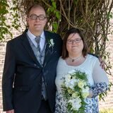 Sarah-Vanessa (geborene Reinehr) und Björn Dennis Leubner haben am Standesamt zu Castrop-Rauxel geheiratet.