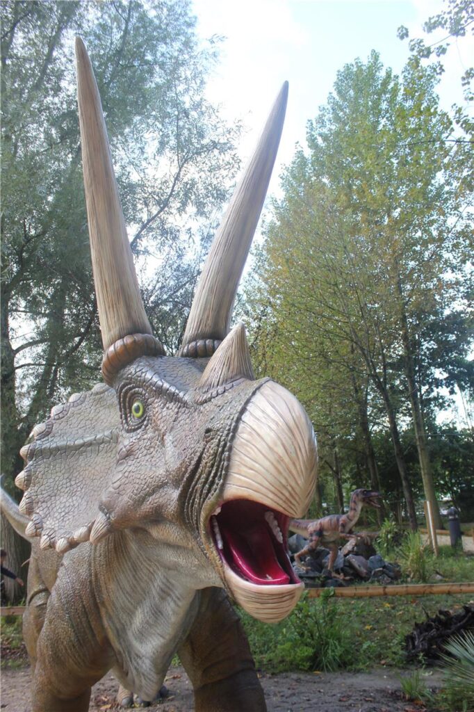 dinosaurier im dinoland