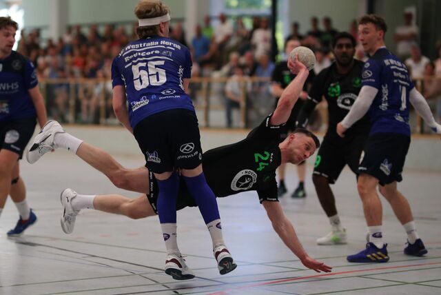 Die Landesliga-Handballer der HSG Rauxel-Schwerin haben  das Kreispokal-Endspiel gegen den favorisierten Oberligisten HC Westfalia Herne mit 26:31 (14:12) verloren.