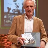 Ewald Frie hat das „Sachbuch des Jahres 2023“ geschrieben. Das Titelfoto des Buches stammt von Helmut Orwat.
