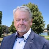 Friedhelm Fragemann setzt sich dafür ein, dass eine Wohnbebauung im Lippetal geprüft wird.