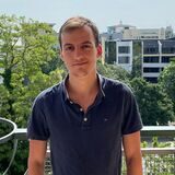 Jannik Schmermbeck schaffte es am Ende doch in den Bulgarien-Urlaub, allerdings einen Tag später und mit Zusatzkosten.