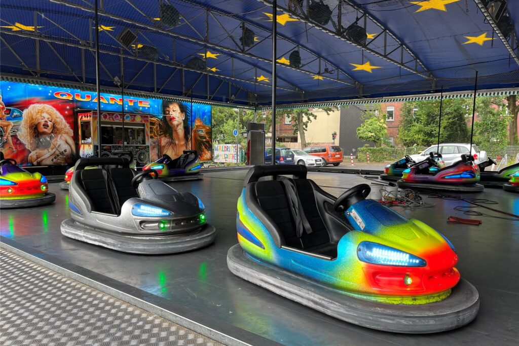 Ein Autoscooter.