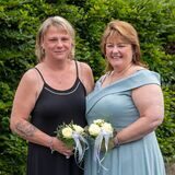 Christine (geborene Jahnke) und Nadine Lewig haben sich auf dem Standesamt Castrop-Rauxel das Ja-Wort gegeben.
