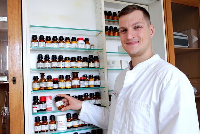 Julian Himmel ist Pharmazeut im Praktikum.