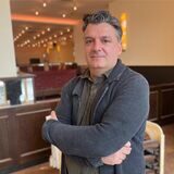 Taner Yalcin in den Räumen des Extrablatt.