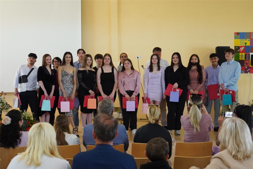 Die Abschlussschüler der Klasse 10A2 der Paul-Gerhardt-Schule in Oer-Erkenschwick.
