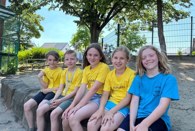 Caroline, Katharina, Natalie, Felix und Theo aus der Mountainbike-AG der Ewaldschule