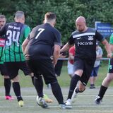 Das Derby in der Übergwichtigen-Liga zwischen den Heavy Kickers Bork und den Teutonia Vikings wurde von einer Verletzung überschattet.