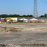 Der Abriss des ehemaligen Gartencenters Dehner ist nach rund sechs Wochen abgeschlossen. Nun kann an der Siemensstraße / Ecke Bahnhofstraße ein Hellweg-Bau- und Gartenmarkt entstehen.