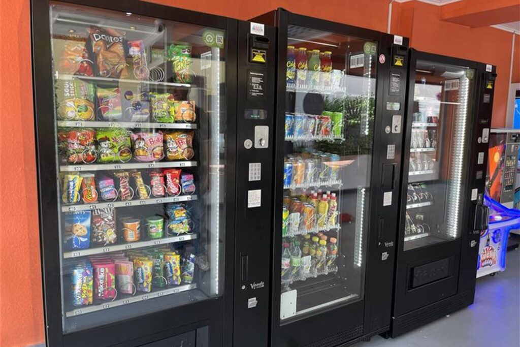 Die Snackautomaten im Automaten-Kiosk Castrop-Rauxel. Die Snackautomaten im Automaten-Kiosk Castrop-Rauxel.