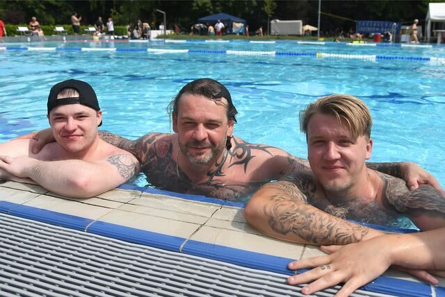 Erwachsene und Kinder hatten gleichermaßen Spaß beim Freibad-Fest 2023 im Parkbad Nord in Ickern.