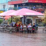 Regen auf dem Altstadtmarkt