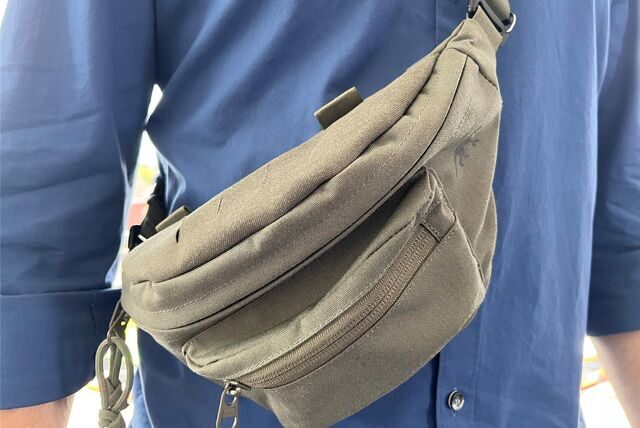 Eine Bauchtasche