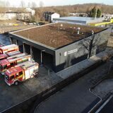 Neubauten wie das Gerätehaus der Feuerwehr Rauxel-Dorf erhalten entweder begrünte Dächer oder Photovoltaik-Anlagen – oder beides.
