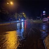Der Dordrechtring in Recklinghausen ist nach einem Unwetter überflutet.