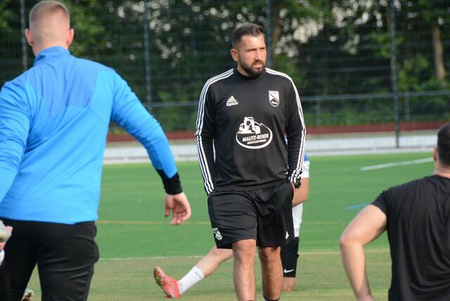 Aykut Kocabas leitete das Auftakttraining von Eintracht Werne am Freitagabend.