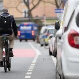 Ein Fahrradfahrer und ein Autofahrer sind in Dorsten kollidiert.