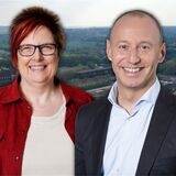 Die Vorsitzende der SPD-Ratsfraktion Dortmund Carla Neumann-Lieven und der Fraktionsvorsitzende der FDP/Bürgerliste-Fraktion Michael Kauch vor einer Luftaufnahme des ehemaligen HSP-Geländes.