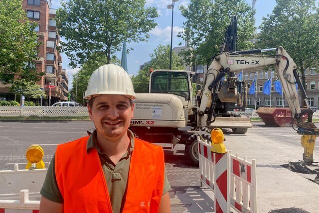 Erik Reuter ist für DEW21 Projektleiter für die Bauarbeiten vor dem Dortmunder U am Königswall.