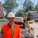 Erik Reuter ist für DEW21 Projektleiter für die Bauarbeiten vor dem Dortmunder U am Königswall.
