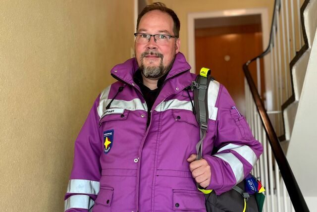 Kai Rothaupt (44) arbeitet seit drei Jahren als ehrenamtlicher Notfallsanitäter.