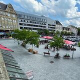 Der Marktplatz in der Castroper Altstadt am Montag, 10. Juli 2023: Endlich ist das „Schmuckkästchen“ von Castrop-Rauxel erwacht.
