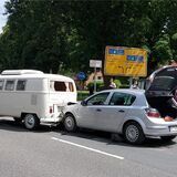 Bei einem Unfall in Dorsten ist ein historischer VW-Bus beschädigt worden.