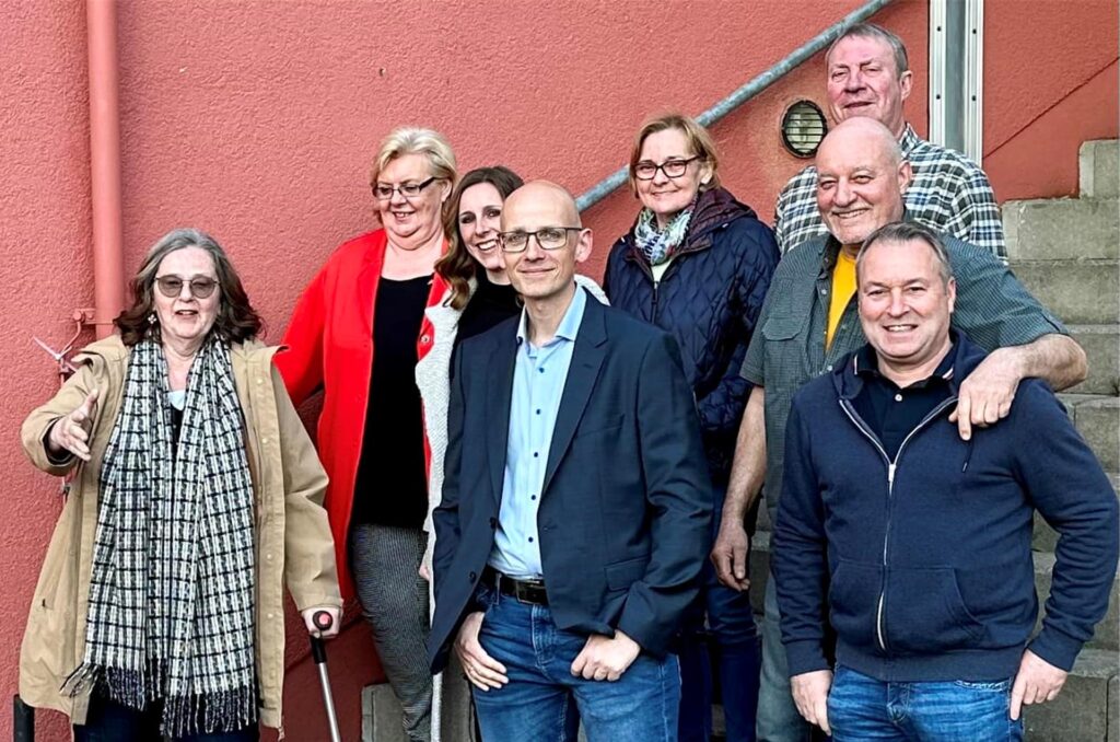 Der neue Vorstand des Vereins Mein Ickern um den alten und neuen Vorsitzenden Marc Frese. Der neue Vorstand des Vereins Mein Ickern um den alten und neuen Vorsitzenden Marc Frese.
