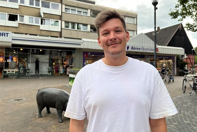 Sebastian Mika in der Hertener Innenstadt.