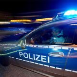 Nach einem Raubüberfall an einem Geldautomaten hat die Polizei in Dortmund nach den Tätern gesucht – bislang ohne Erfolg (Symbolbild).