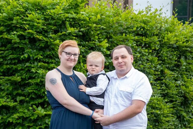 Jacqueline (geborene Middeke) und Dennis Annussat haben geheiratet. Zunächst hatten sie eine WG gegründet.